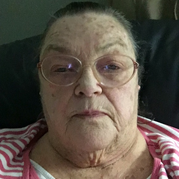 Meet your Posher, Janet - Picture 1 of 1